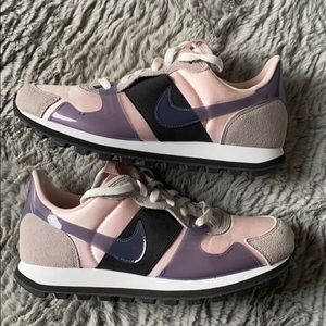 Nike V-Love O.X. shoes